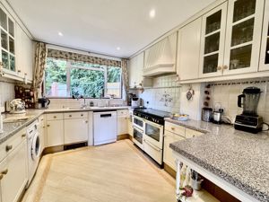 Photo 9- click for photo gallery